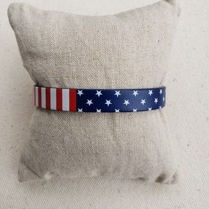 Keep Collective *Single Leather Band* Flag Retired (Display 1 loop)